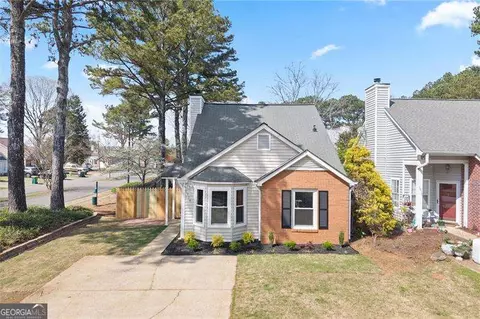1914 Brittania Cir, Woodstock, GA 30188