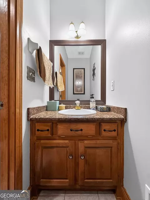 Bath - 1106 Sequoia Trl, Mcdonough, GA 30252 photo 6 of 8