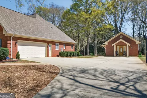 Exterior - 1106 Sequoia Trl, Mcdonough, GA 30252 photo 9 of 12