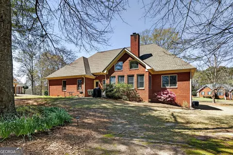 Exterior - 1106 Sequoia Trl, Mcdonough, GA 30252 photo 6 of 12
