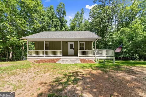 31 Pine Rd, Dahlonega, GA 30533