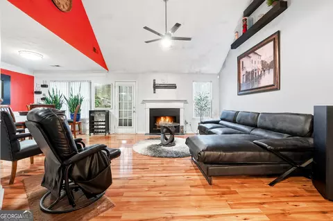 Living - 20 Ivans Cir, Covington, GA 30016 photo 1 of 1
