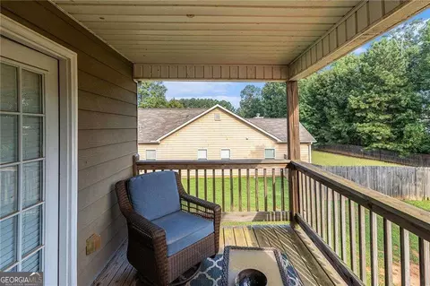 Exterior - 1200 Pendley Pt, Hampton, GA 30228 photo 3 of 7