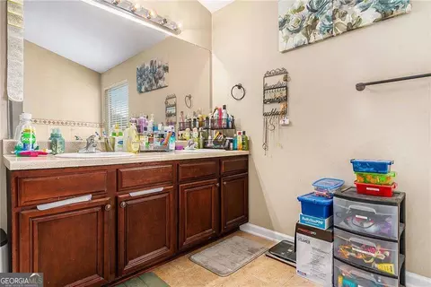 Bath - 1200 Pendley Pt, Hampton, GA 30228 photo 1 of 3