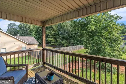 Exterior - 1200 Pendley Pt, Hampton, GA 30228 photo 6 of 7