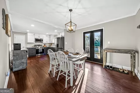 Dining - 23 Stonewood Forest Rd, Toccoa, GA 30577 photo 2 of 2