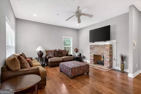 Living - 606 S Lee St, Lagrange, GA 30240 photo 1 of 1