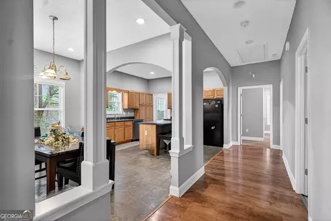 Entry Way - 606 S Lee St, Lagrange, GA 30240 photo 2 of 2