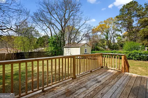 Exterior - 606 S Lee St, Lagrange, GA 30240 photo 3 of 5