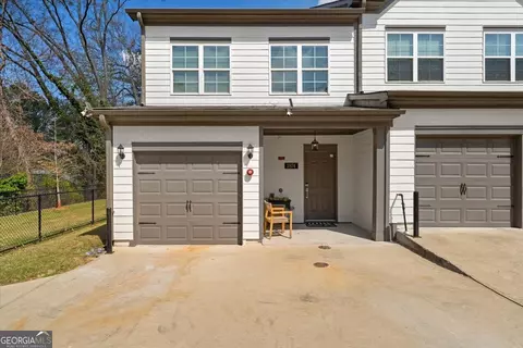 2874 Barnett Ct NW, Atlanta, GA 30318
