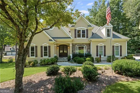 212 Silver Birch Ct, Alpharetta, GA 30004