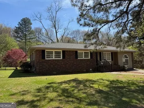 618 Valley Rd, Cedartown, GA 30125