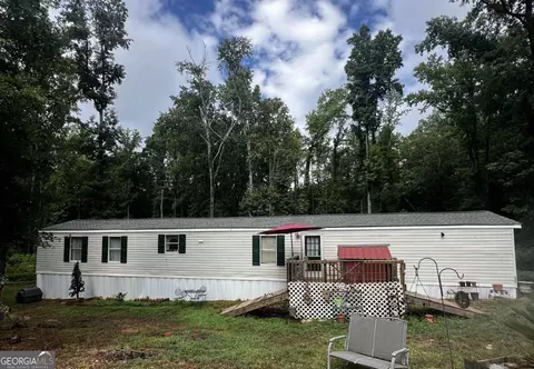 910 Crooked Crk, Eatonton, GA 31024