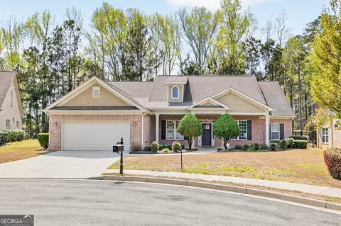 2607 Misty Rose Ln, Loganville, GA 30052
