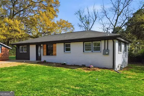 306 Dink Ln SE, Marietta, GA 30060