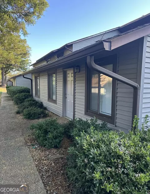 2725 Flintlock Pl, Austell, GA 30106