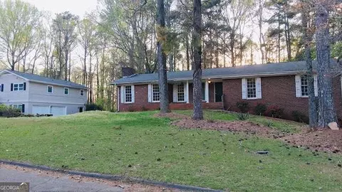3259 Robin Hood Ln, Winston, GA 30187