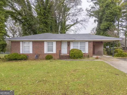 263 E Girard Ave, Cedartown, GA 30125