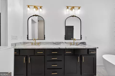 Bath - 4746 Bentley Rd, Monroe, GA 30656 photo 1 of 12
