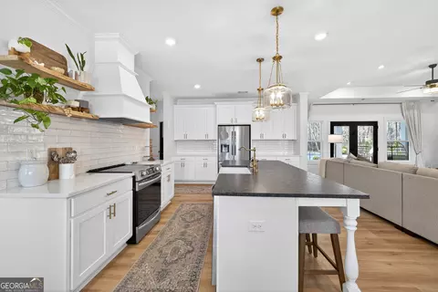 Kitchen - 4746 Bentley Rd, Monroe, GA 30656 photo 4 of 8