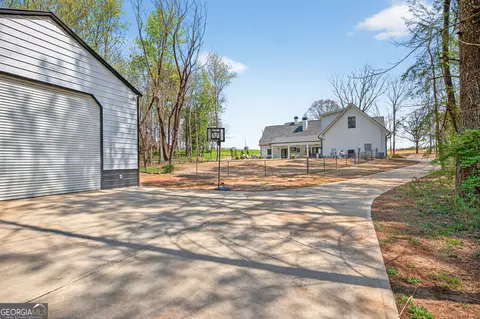 Exterior - 4746 Bentley Rd, Monroe, GA 30656 photo 20 of 37
