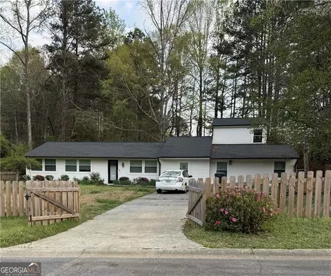 3785 Somerset Dr SW, Marietta, GA 30064