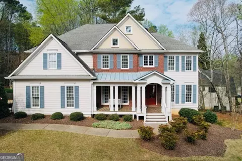 810 River Cove Dr, Dacula, GA 30019