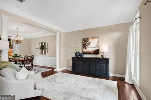 Entry Way - 895 Riverhaven Dr, Suwanee, GA 30024 photo 4 of 6