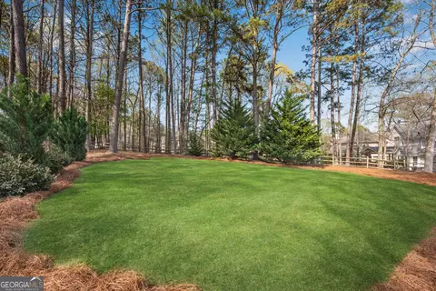 Exterior - 895 Riverhaven Dr, Suwanee, GA 30024 photo 6 of 11