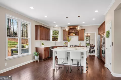 Kitchen - 895 Riverhaven Dr, Suwanee, GA 30024 photo 2 of 3
