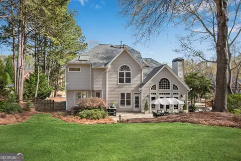 Exterior - 895 Riverhaven Dr, Suwanee, GA 30024 photo 5 of 11