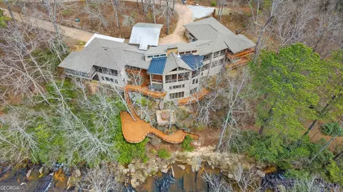 1290 Davis Rd, Carrollton, GA 30117