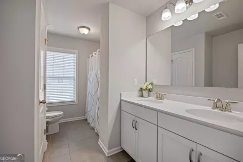 Bath - 641 Little Bear Loop, Canton, GA 30114 photo 4 of 4