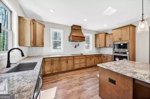 Kitchen - 360 Indian Trl, Concord, GA 30206 photo 2 of 7