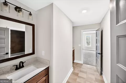 Entry Way - 360 Indian Trl, Concord, GA 30206 photo 5 of 9