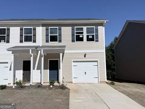 418 Oakwood Dr, Milledgeville, GA 31061