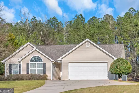 275 Hunters Trce, Covington, GA 30014