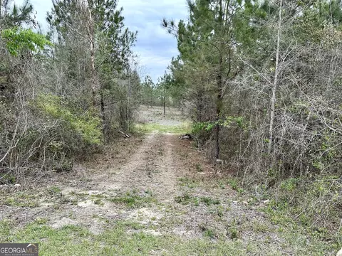 1976 Rock Springs Rd, Dublin, GA 31021