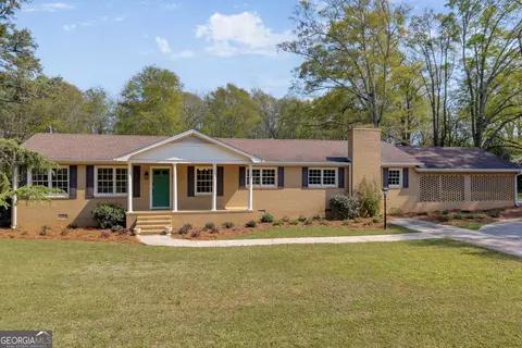 100 S Broad St, Bowman, GA 30624