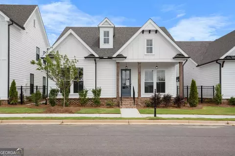 1036 Eastman Ct, Hoschton, GA 30548