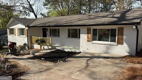 1143 Rebel Ridge Dr, Marietta, GA 30062
