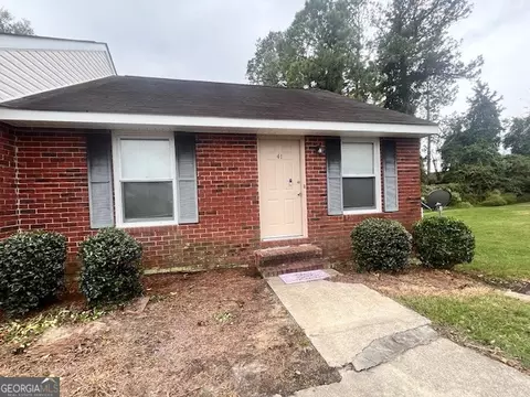 140 Lanier Dr #41, Statesboro, GA 30458
