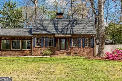 643 Grove Pkwy SE, Marietta, GA 30067