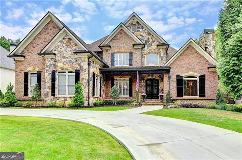 Exterior - 8760 Colonial Pl, Duluth, GA 30097 photo 2 of 14