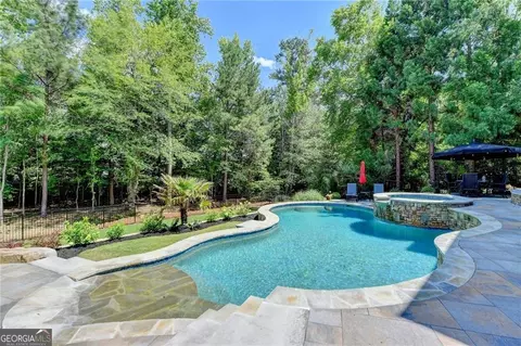 Exterior - 8760 Colonial Pl, Duluth, GA 30097 photo 14 of 14