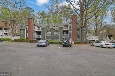2180 River Heights Ct SE, Marietta, GA 30067