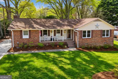 326 Remsdale Rd, Toccoa, GA 30577