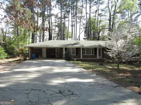 5823 Fulton Cir, Norcross, GA 30093