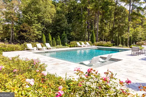 Exterior - 620 Creekside Trce, Covington, GA 30014 photo 4 of 13