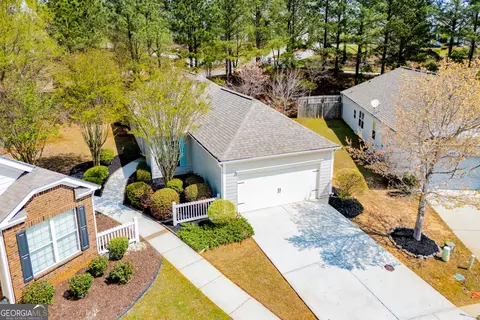 View/Area - 240 River Meadow Dr, Lagrange, GA 30241 photo 2 of 4